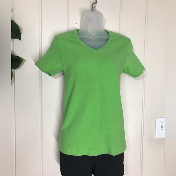 Women’s Cato Brand Fiorlini International Green Color SS V-neck Blouse Top
Large - Picture 2 of 12